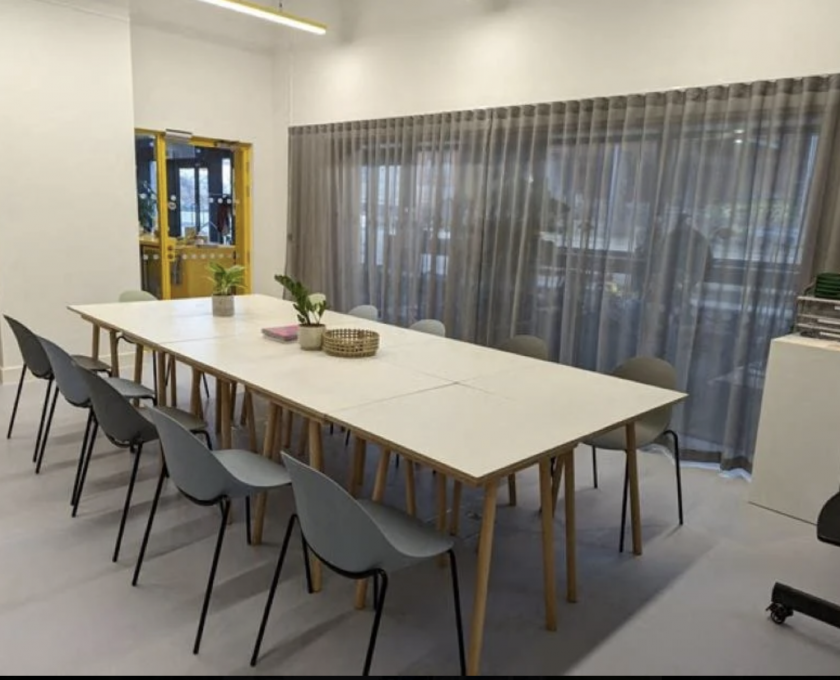 16c1c555-0a04-4d0c-809f-c622927e2d59