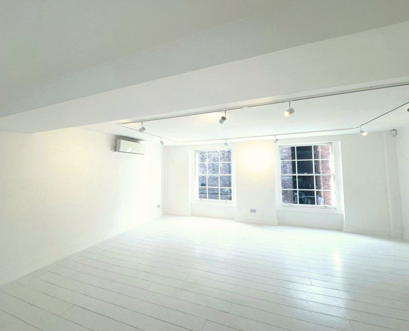 25cde711-aab4-427a-b016-d121f021ba67-1