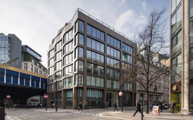 10 Lloyd’s Avenue