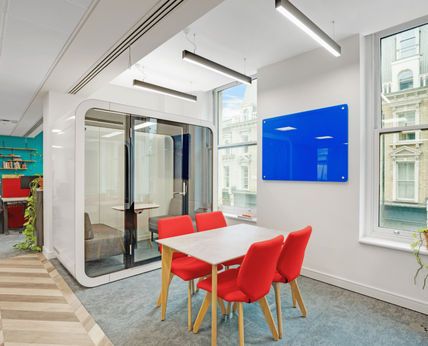 d8705002-a44b-49bc-8776-eb37eb8628ee