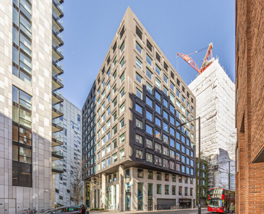 217f8ed3-f335-4123-9307-bd62b5ca402b-1