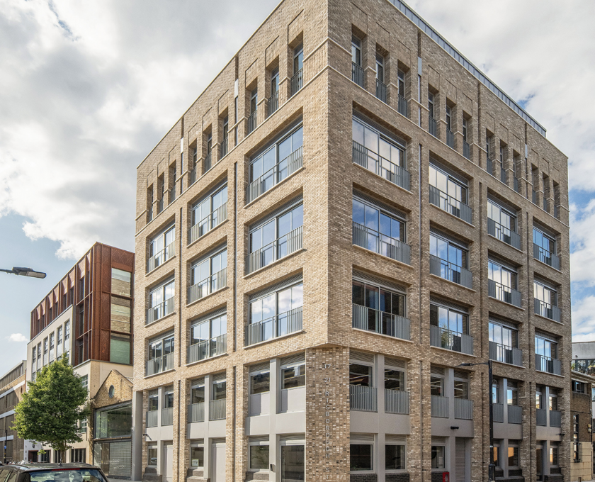 6f2687c3-f2b8-4aa2-b110-acb515524d8e-1