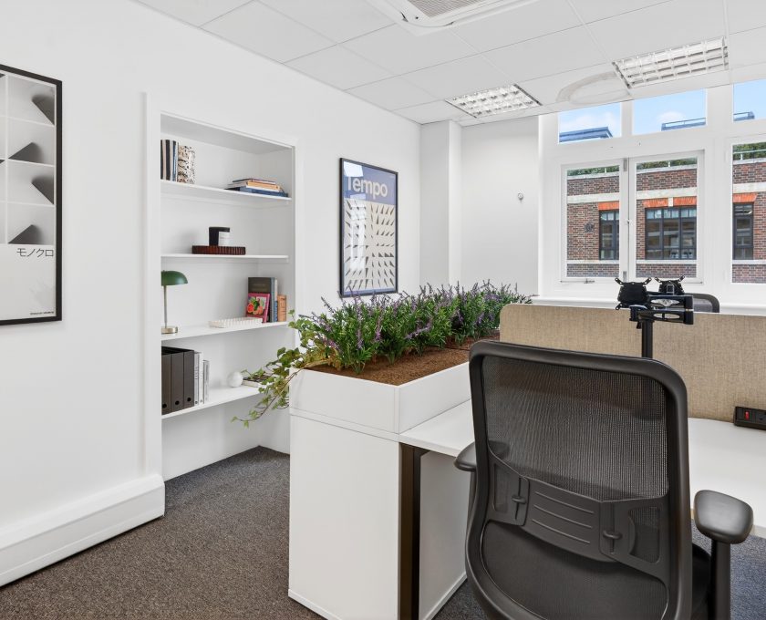 To Let Office 1305Sq.ft Long Acre WC2 www.gmbsurveyors.com  Photography, Floor plan, Video, Drone, Virtual Tour, Virtual Staging & EPC www.steele.london