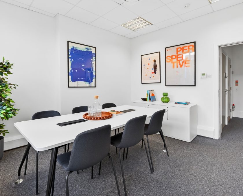 To Let Office 1305Sq.ft Long Acre WC2 www.gmbsurveyors.com  Photography, Floor plan, Video, Drone, Virtual Tour, Virtual Staging & EPC www.steele.london