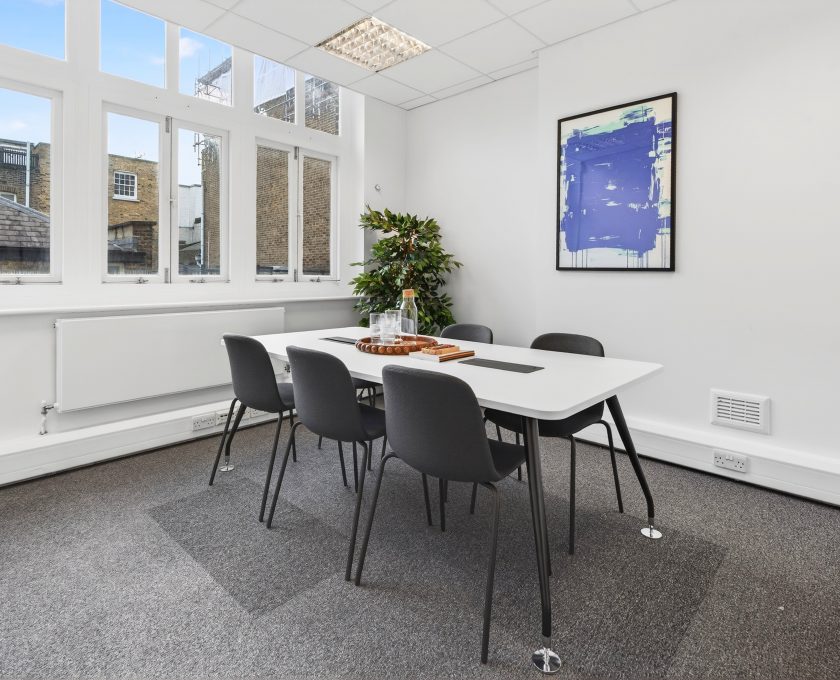 To Let Office 1305Sq.ft Long Acre WC2 www.gmbsurveyors.com  Photography, Floor plan, Video, Drone, Virtual Tour, Virtual Staging & EPC www.steele.london