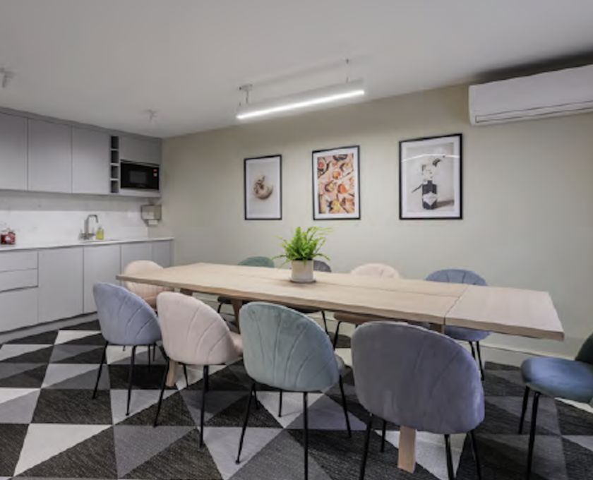 72f9560f-caec-47da-9e24-8a736dbf1de6