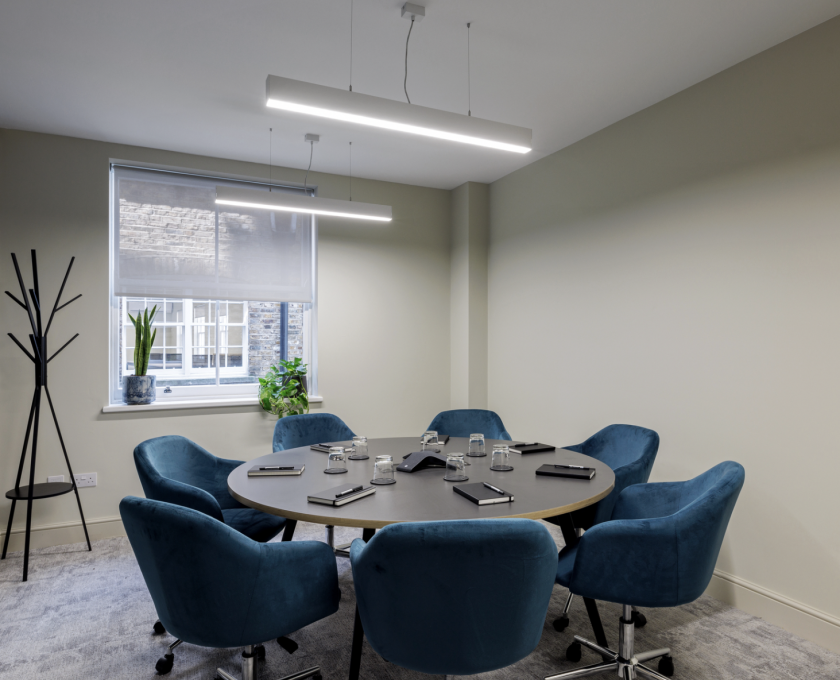 fb1011da-70bd-43fa-b5f1-5d2b96b3723b