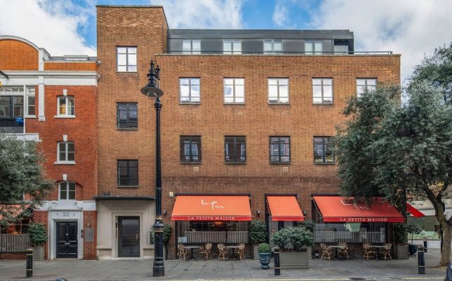 54 Brook’s Mews